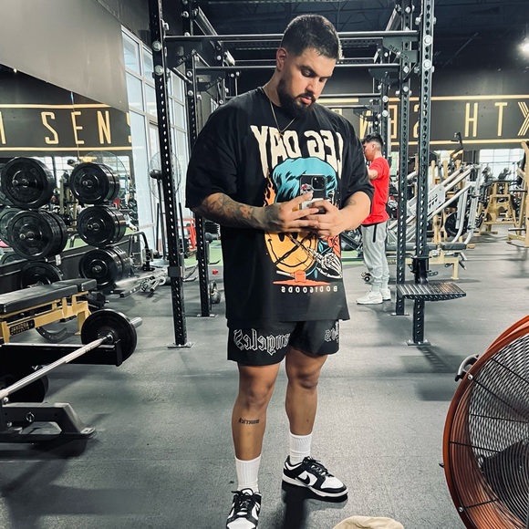 Meet your Posher, Tony - Picture 1 of 1